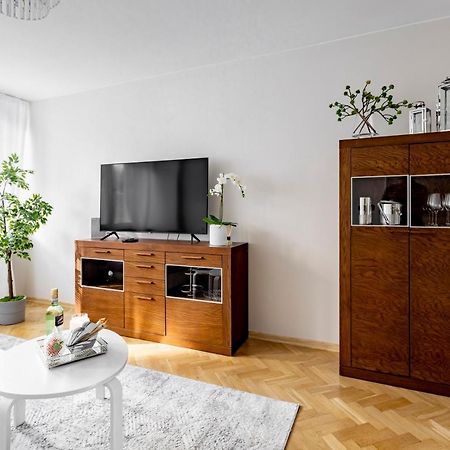Hala Mirowska Apartments Warschau Buitenkant foto