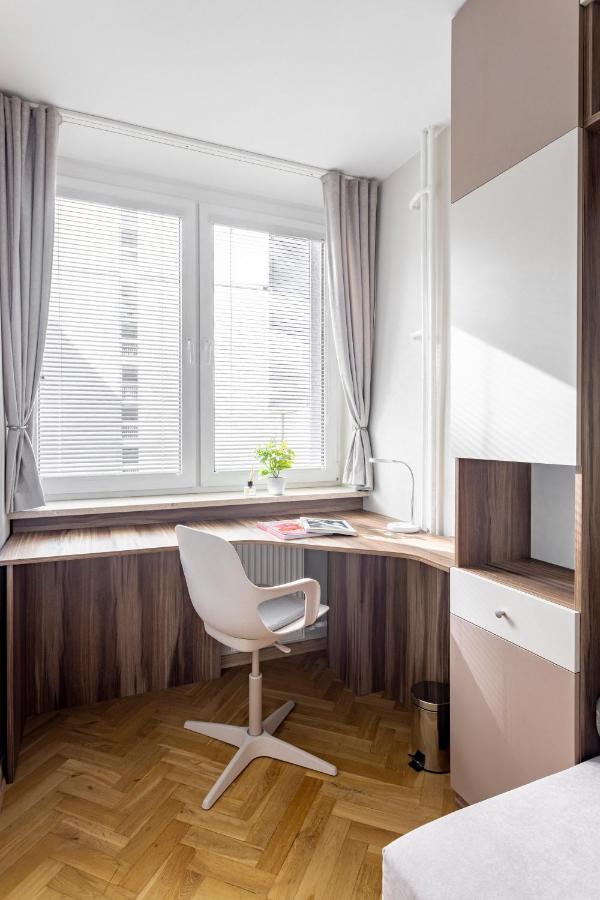 Hala Mirowska Apartments Warschau Buitenkant foto
