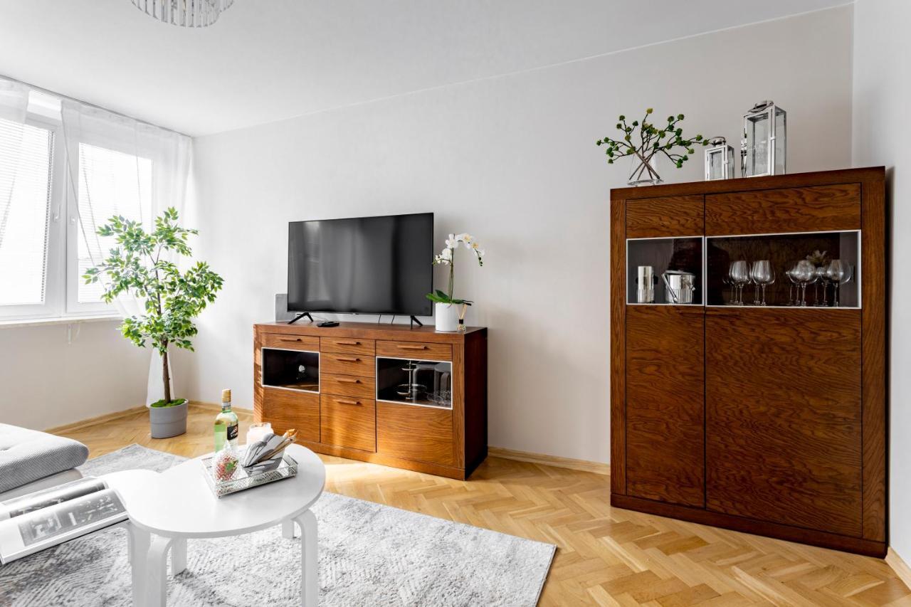 Hala Mirowska Apartments Warschau Buitenkant foto